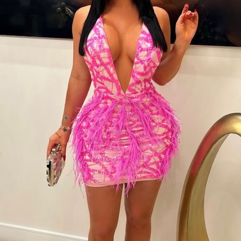 Pink dress NEVER WORN BRAND NEW